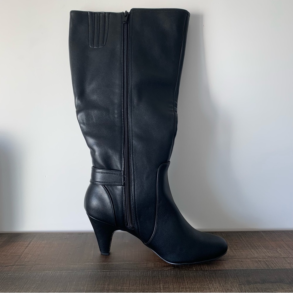 Extra-Wide Calf Knee High Boots - Picture 2 of 3